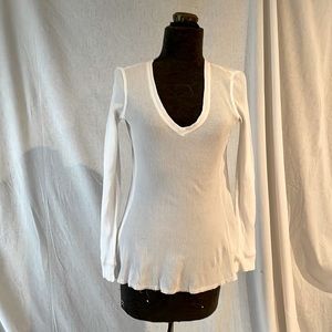 White Cabi top